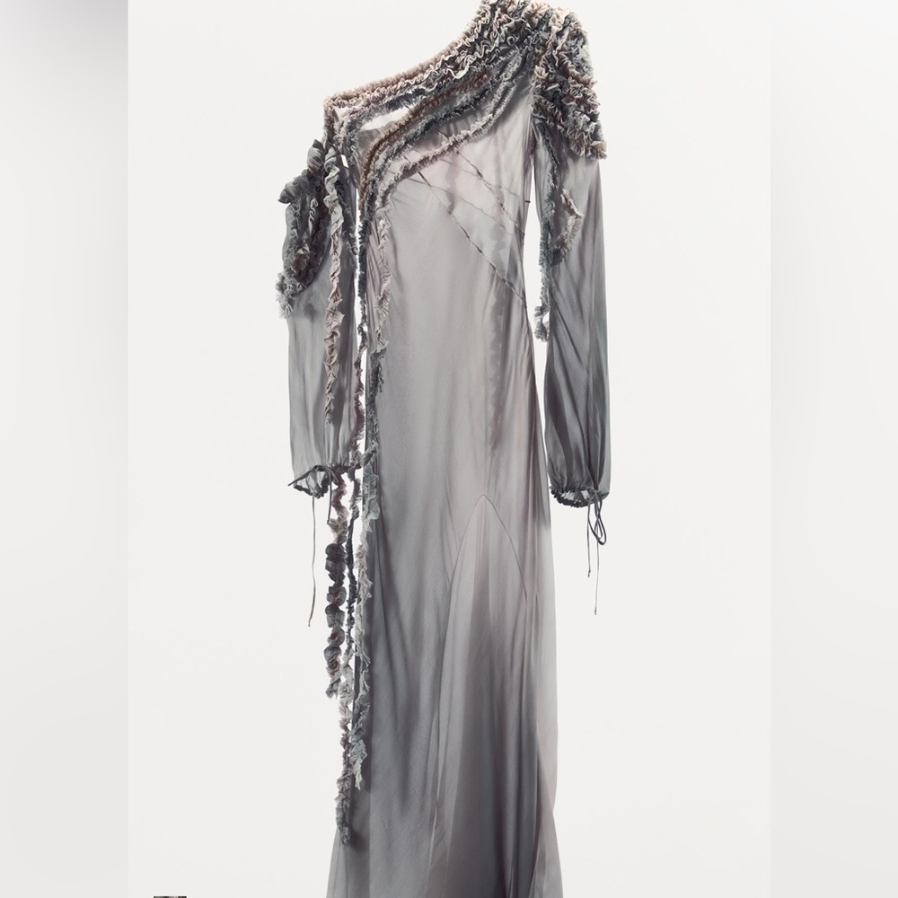 Zara ZW Halloween Collection Limited Edition Asymmetric Dress in lilac. - Picture 5 of 15